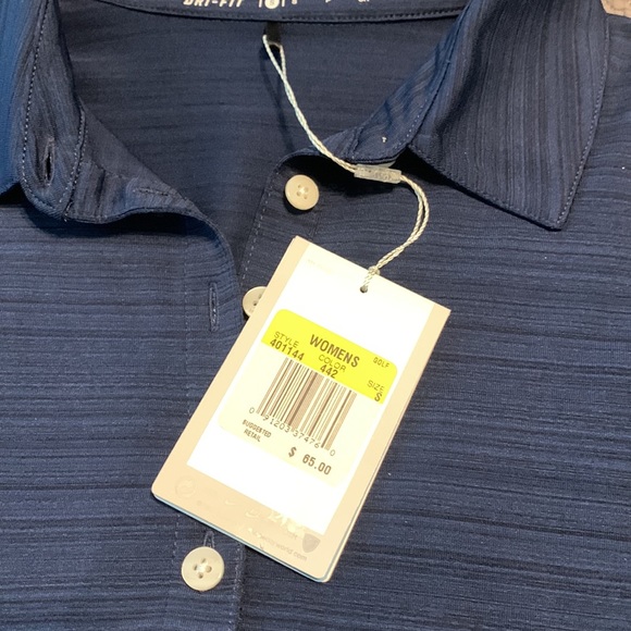 Nike Women’s Golf long sleeve navy dri-fit shirt. - Picture 4 of 6